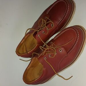 Vintage Redwing Moc toe shoes   brown leather,  excellent condition,  10.5 EE.